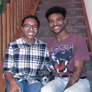 Meet your Posher, Derrick